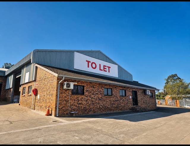 711M² WAREHOUSE TO LET IN WHITE RIVER INDUSTRIAL